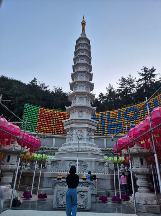 Samgwangsa Lantern Festival